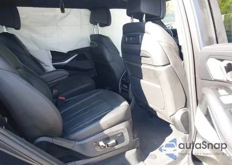 2021 BMW X7 M50I z USA, uszkodzony, nr VIN 5UXCX6C09M9H31181